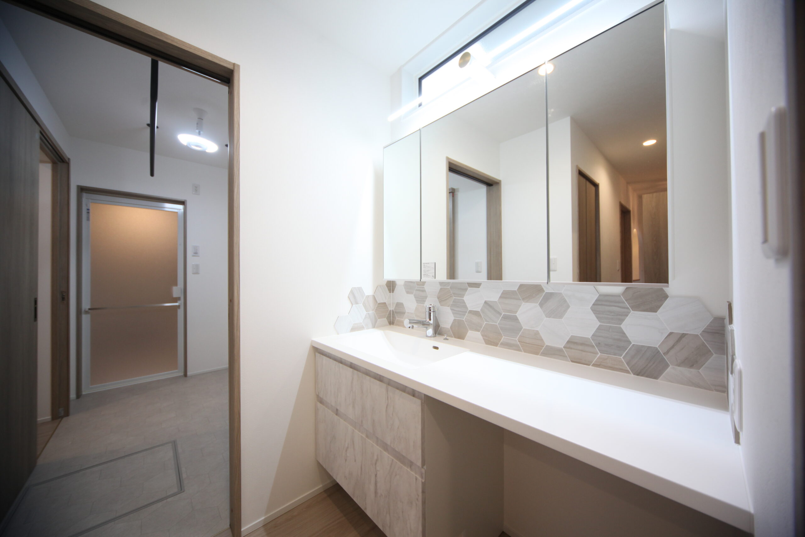 時をまとう、アンティークな風合い。の画像